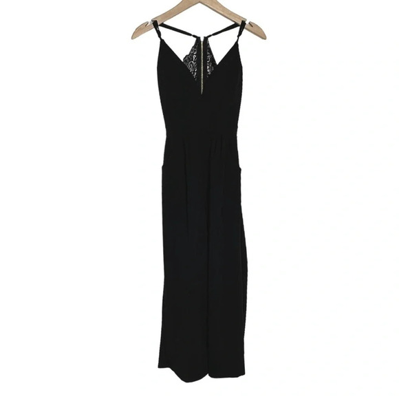 Emerald Sundae S black molded cup halter neck lace‎ cut out back jumpsuit - Picture 2 of 7